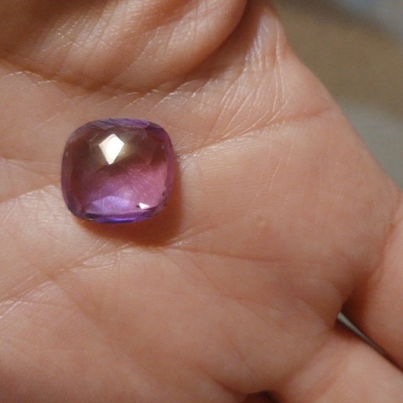 GORGEOUS AMETHYST STONE - Picture 2 of 2